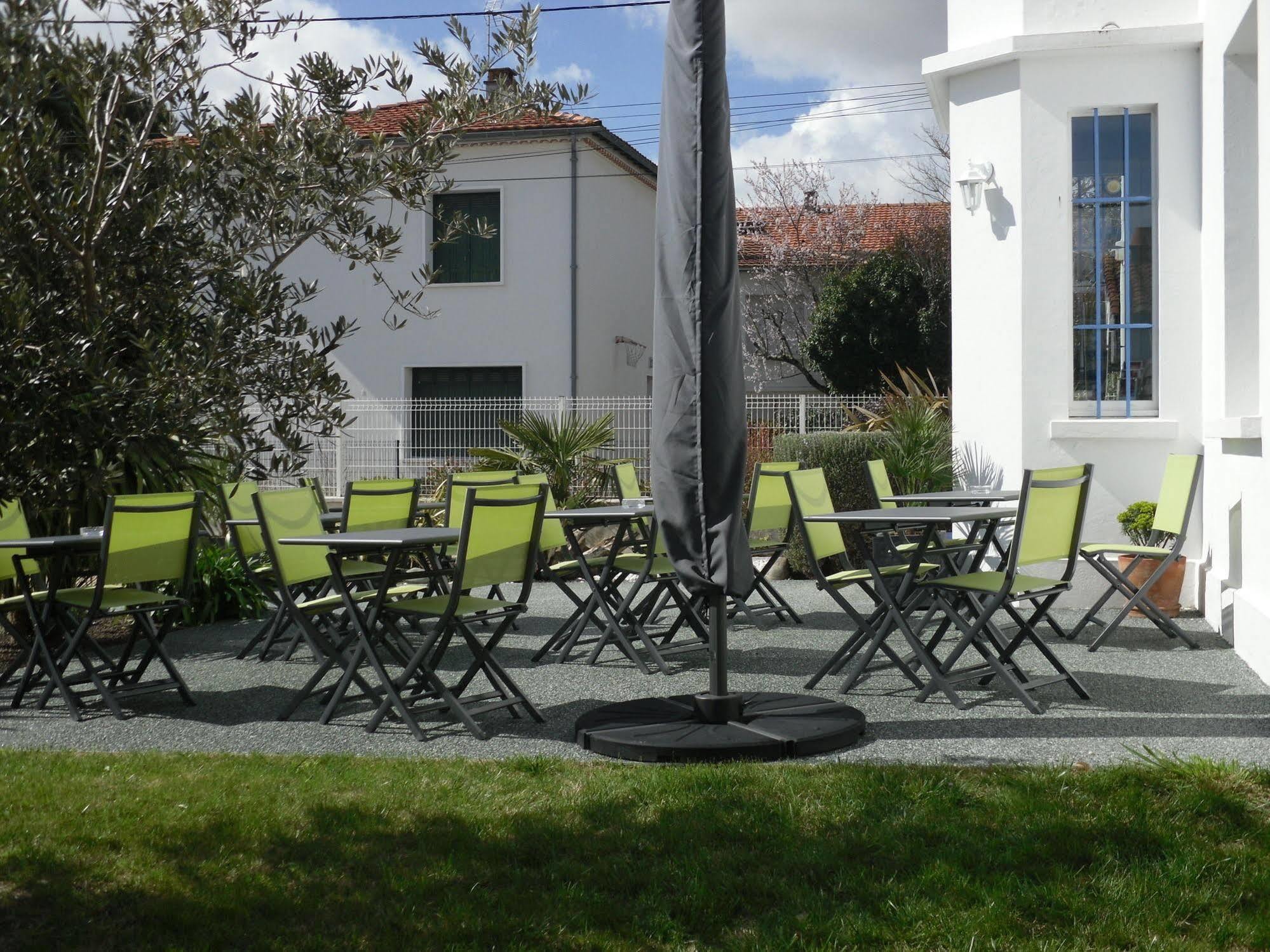 The Originals Access, Hotel Corinna, Royan Zewnętrze zdjęcie